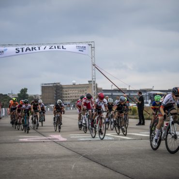 Tour de Berlin - Internationales Youngsters Race - Tempelhofer Flughafen - sponsored by Heuer Präzisionsteile